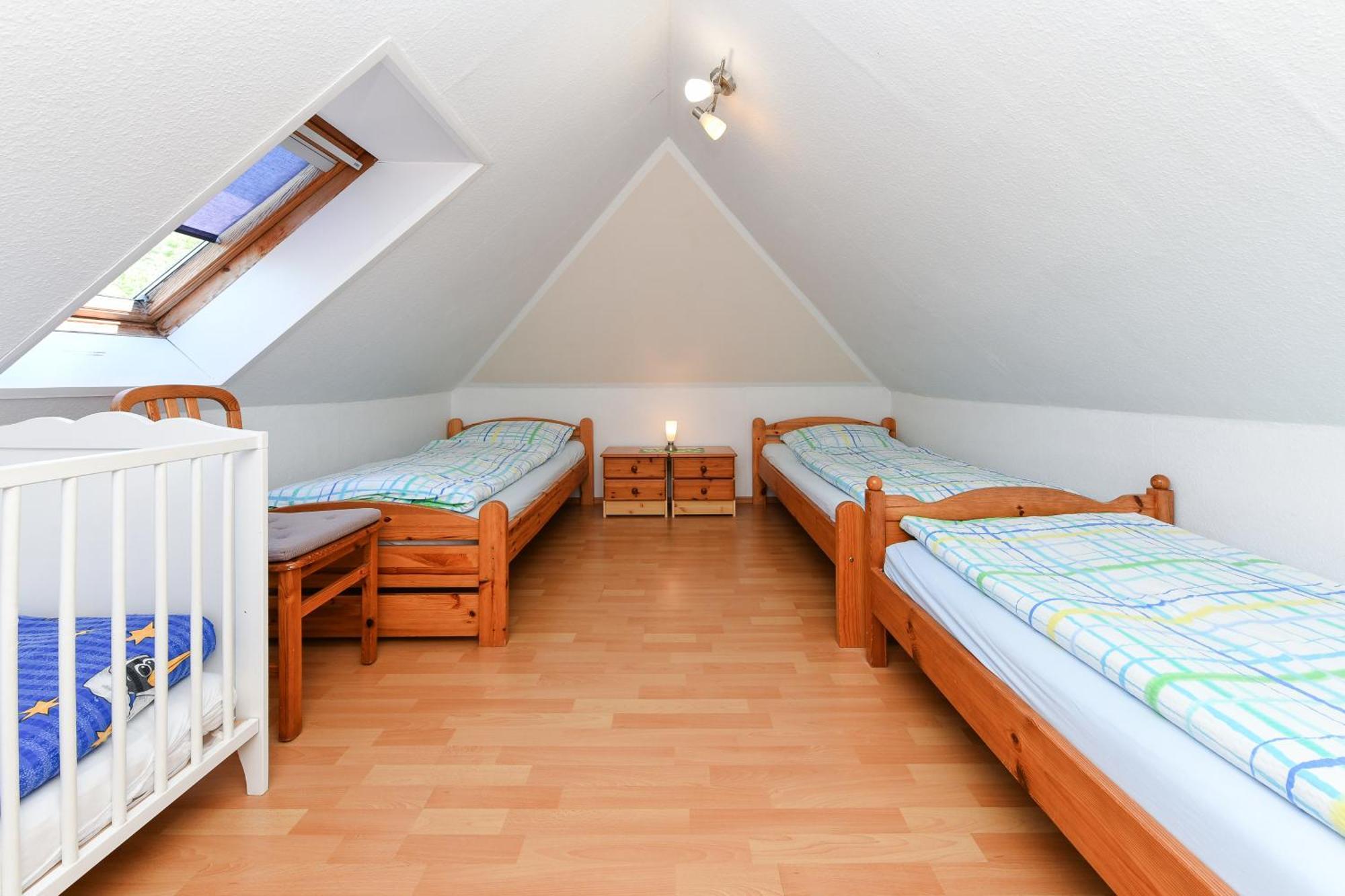 Ferienwohnungen Auf Dem Ferienhof Klein Husums Werdum Bagian luar foto
