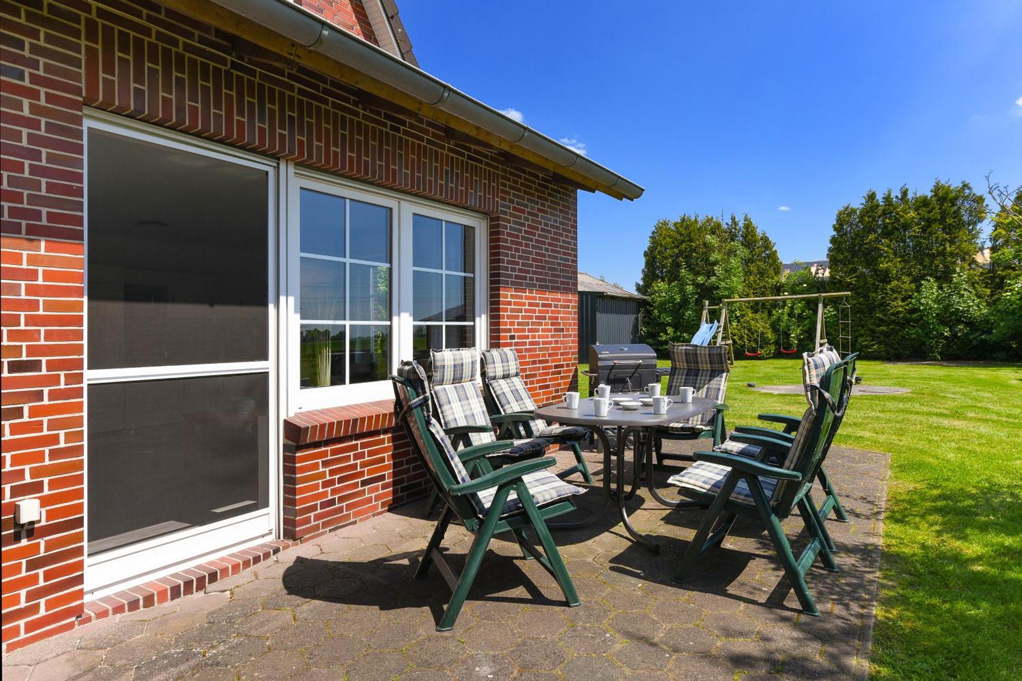 Ferienwohnungen Auf Dem Ferienhof Klein Husums Werdum Bagian luar foto